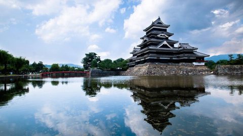 "A shot of a Chinese architecture building"